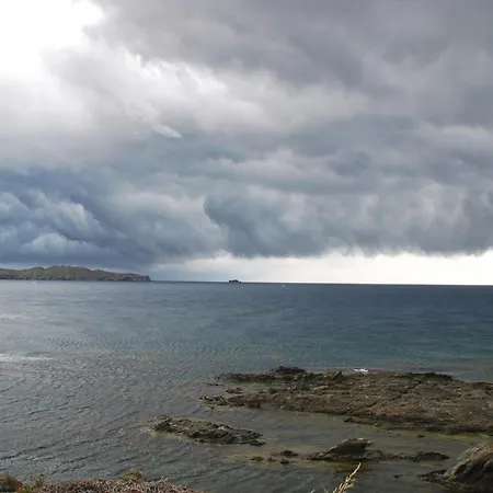 Es Caials Апартаменты Кадакес