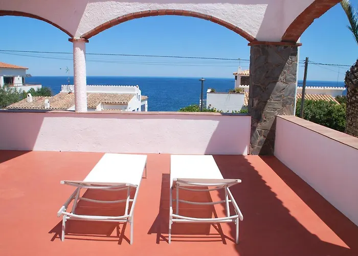 Апартаменты Es Caials Кадакес